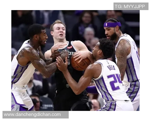 勇士与雷霆激战高清回放全场精彩瞬间尽在眼前